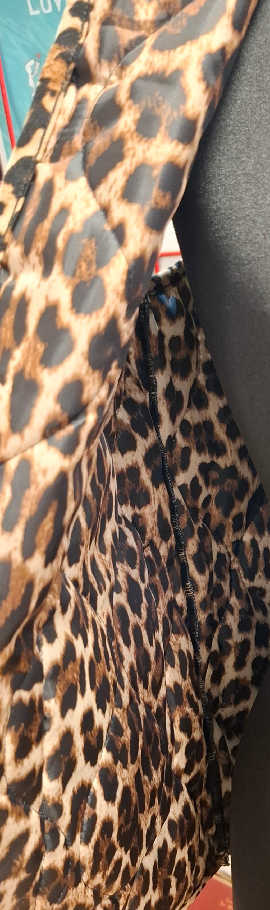 Dogtooth Check Quilted Gilet Leopard Print Detail