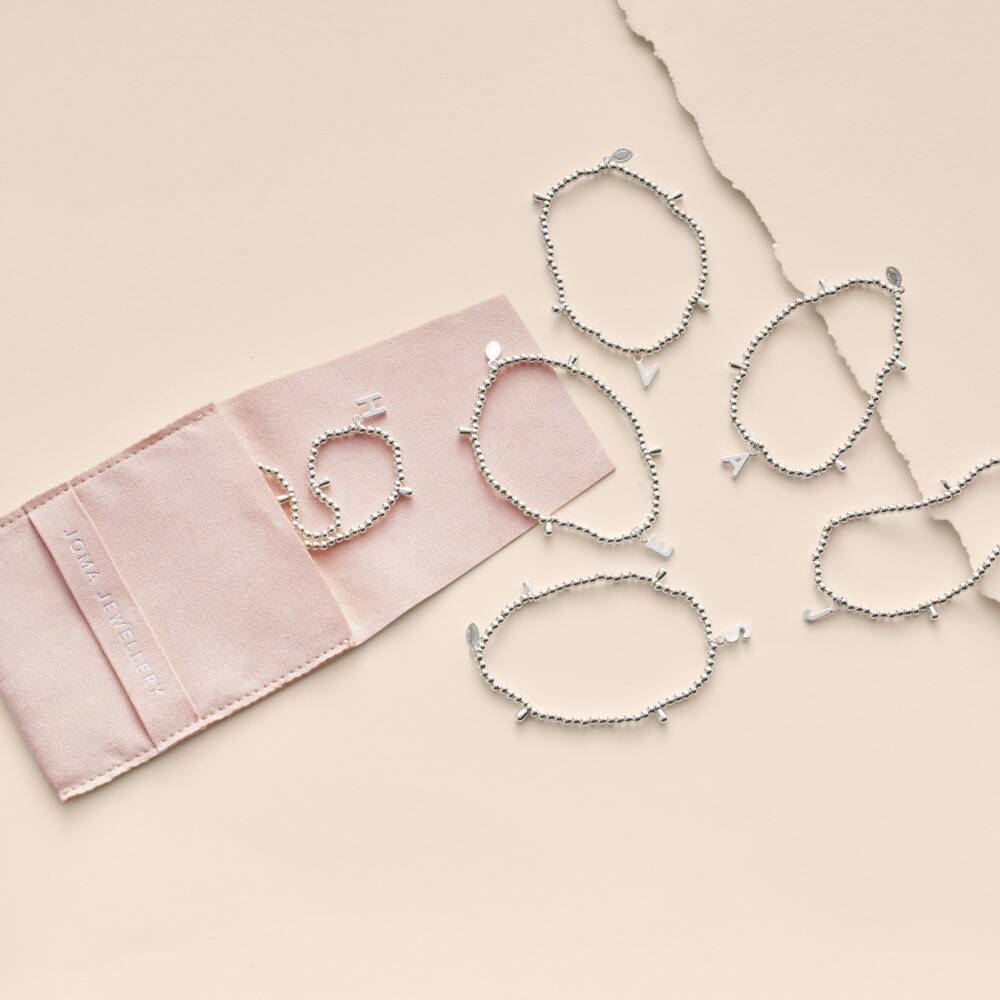 Joma a little Alphabet Initial Bracelet