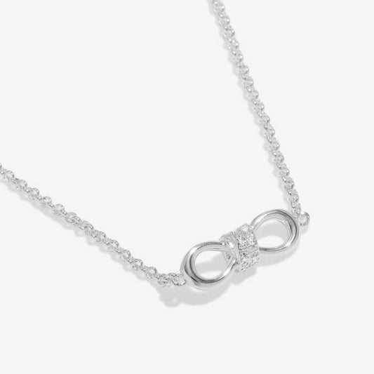 Joma Jewellery Infinity Knot necklace