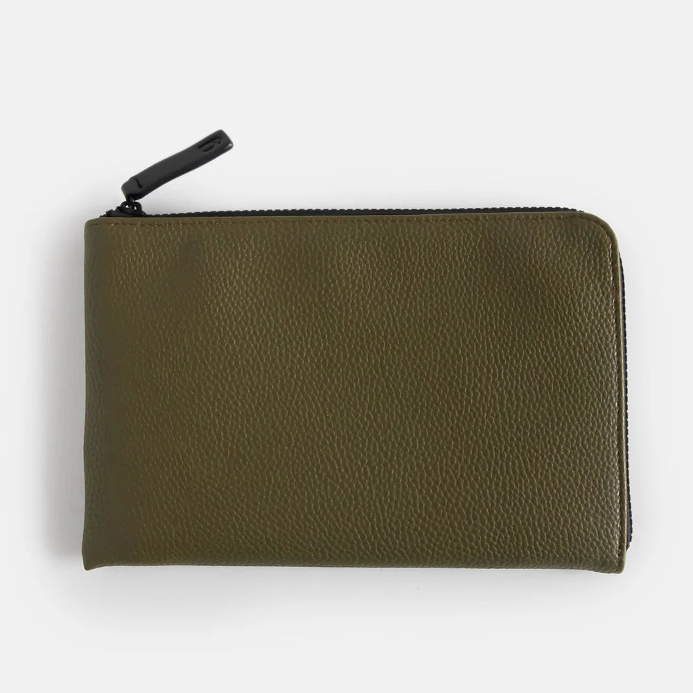 Caroline Gardner Green Travel Wallet