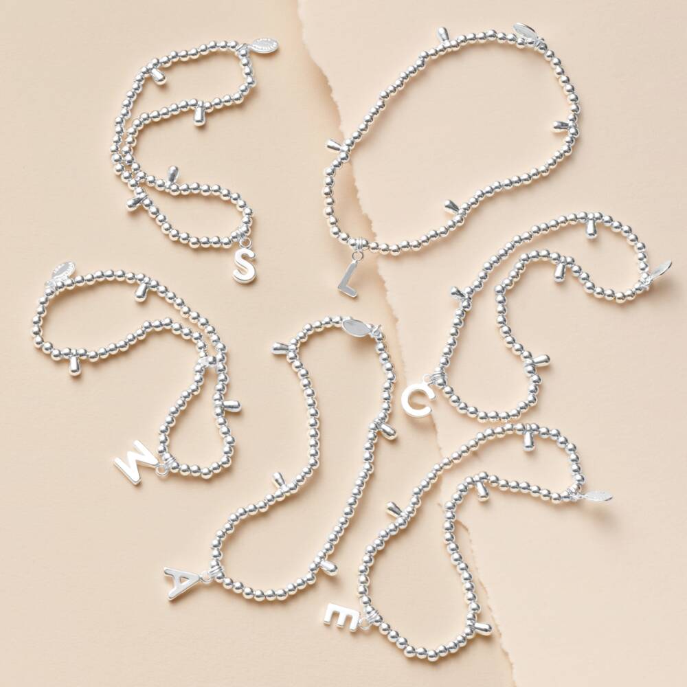 Joma a little Alphabet Initial Bracelet